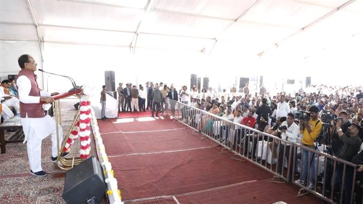 प्रधानमंत्री श्री मोदी के पर्यावरण-संरक्षण के अभियान में मध्यप्रदेश अग्रणी रहेगा : मुख्यमंत्री श्री चौहान